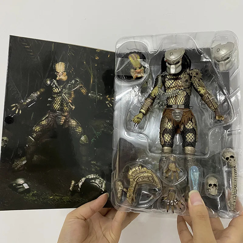 NECA Jungle Hunter Predator Action Figure - Ultimate Collector's Edition