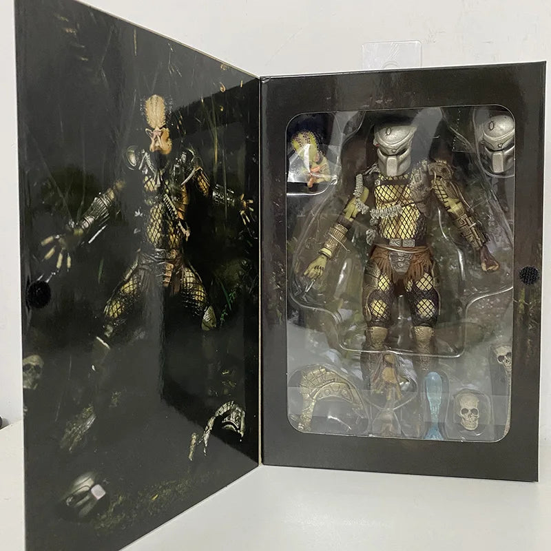 NECA Jungle Hunter Predator Action Figure - Ultimate Collector's Edition